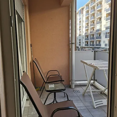 Vacation Kvart דירה פודגוריצה